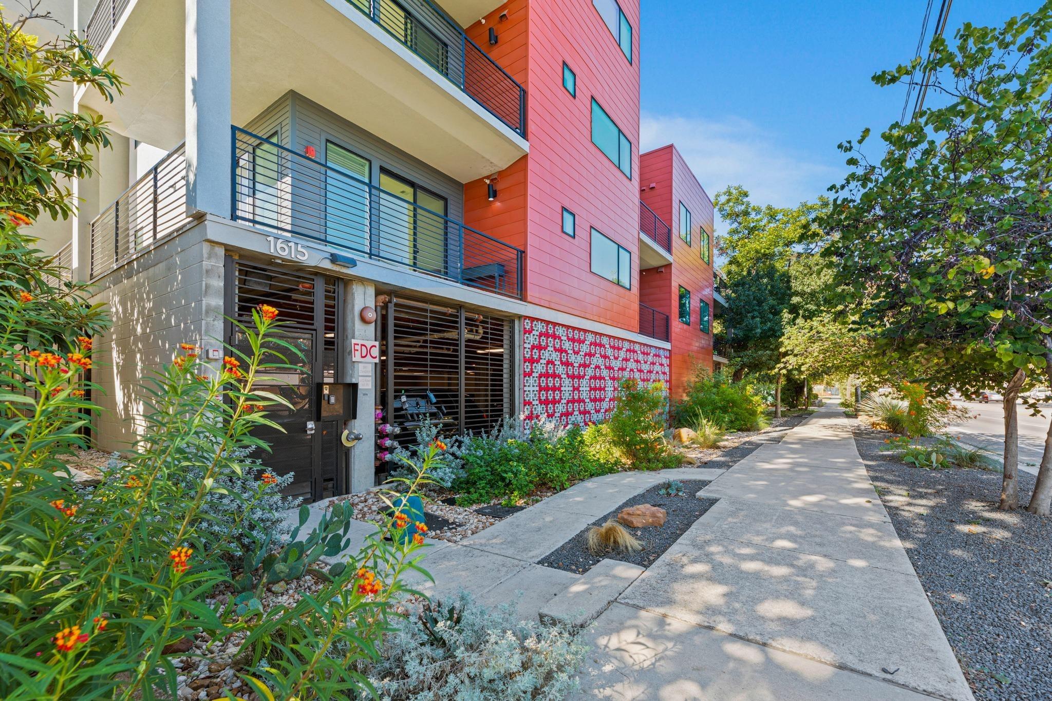 E 7th St, Austin, TX 78702