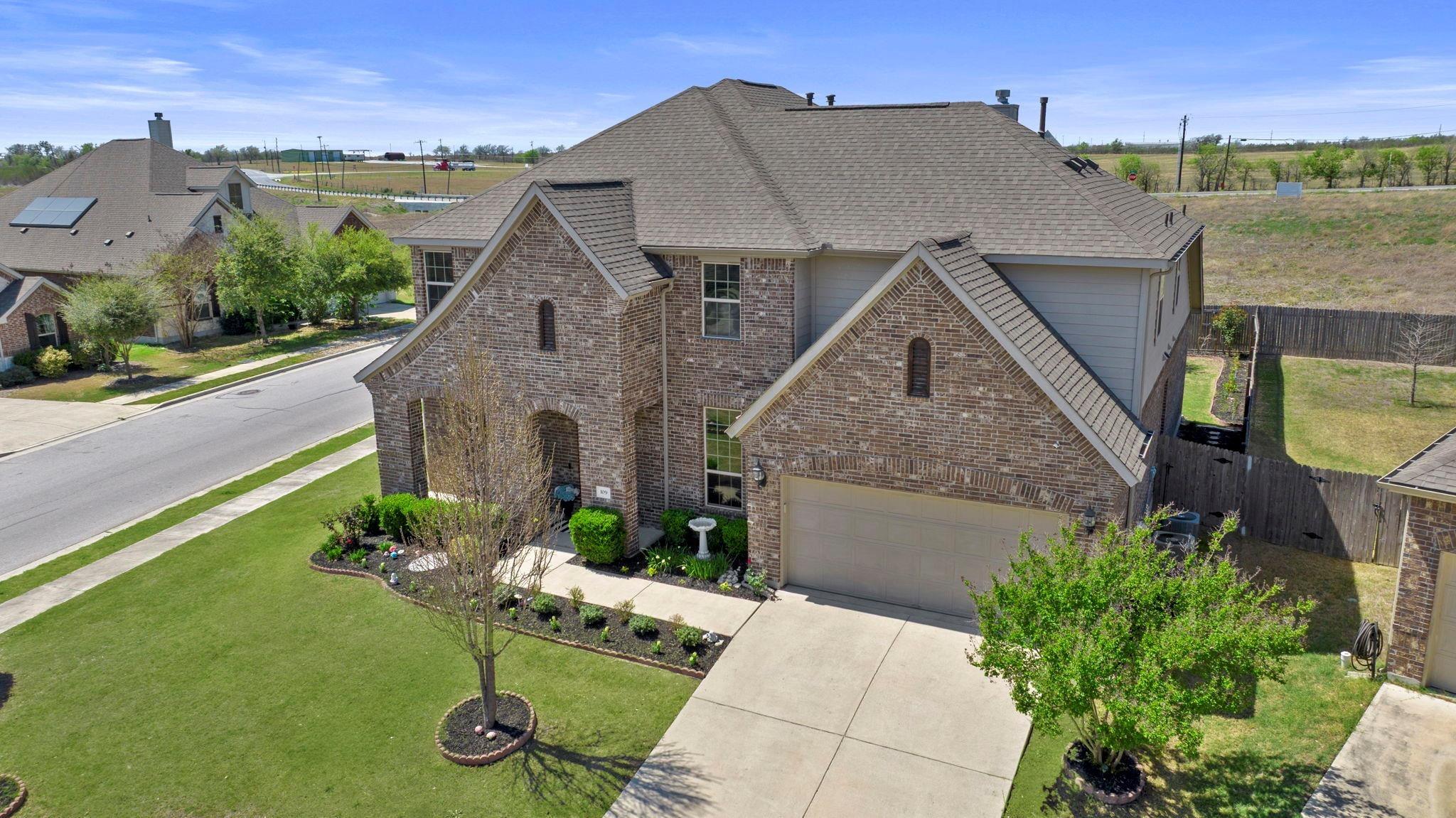 Wake Grv, Buda, TX 78610