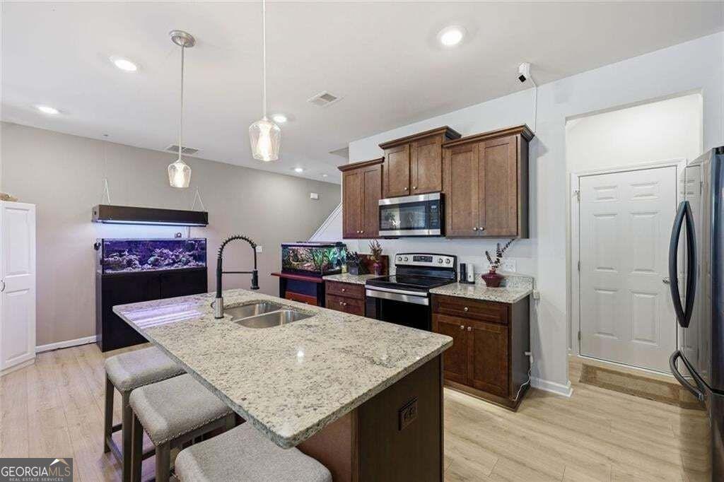 Abbey Way, Gainesville, GA 30507