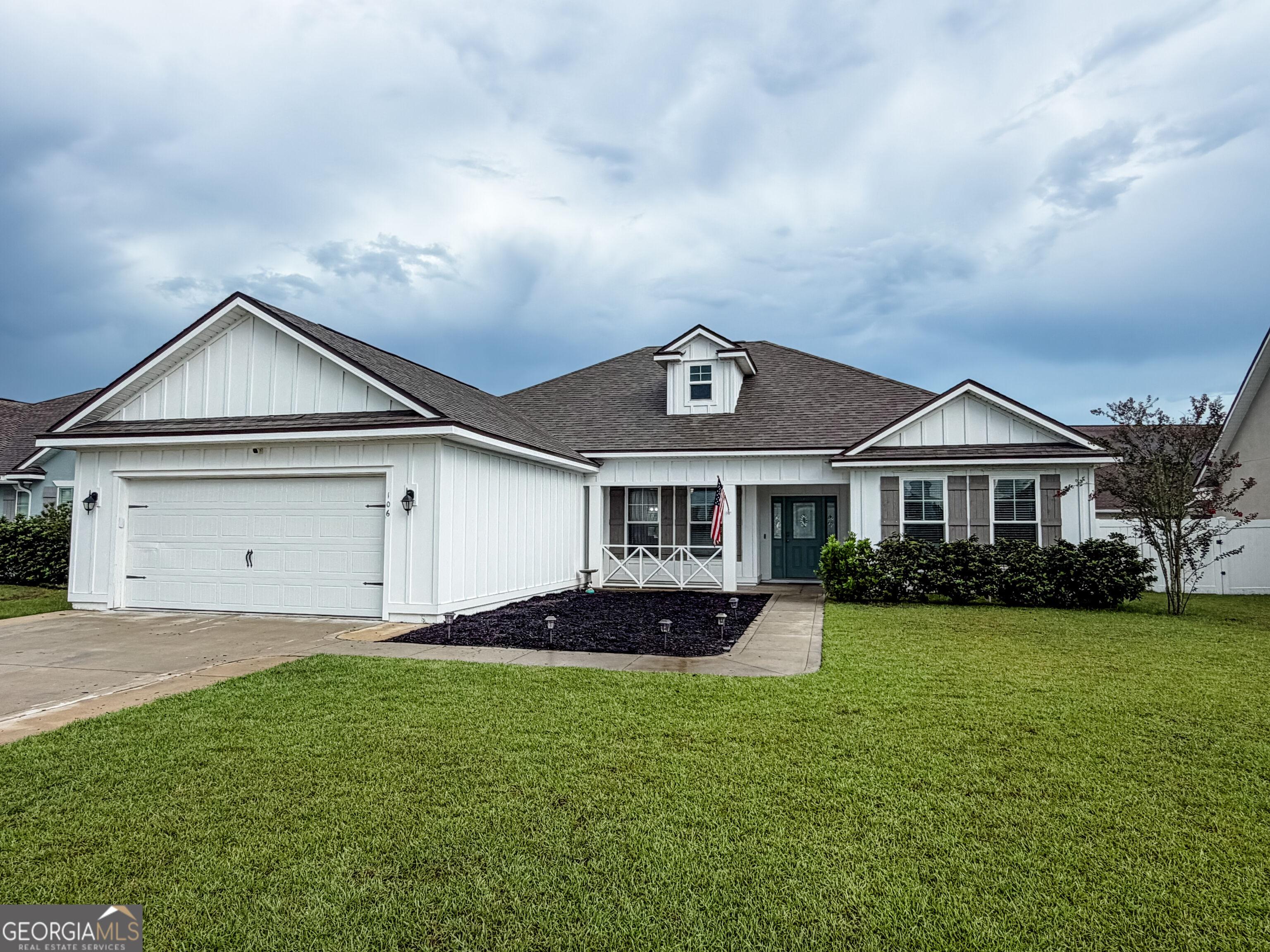 Pomegranate St, Kingsland, GA 31548