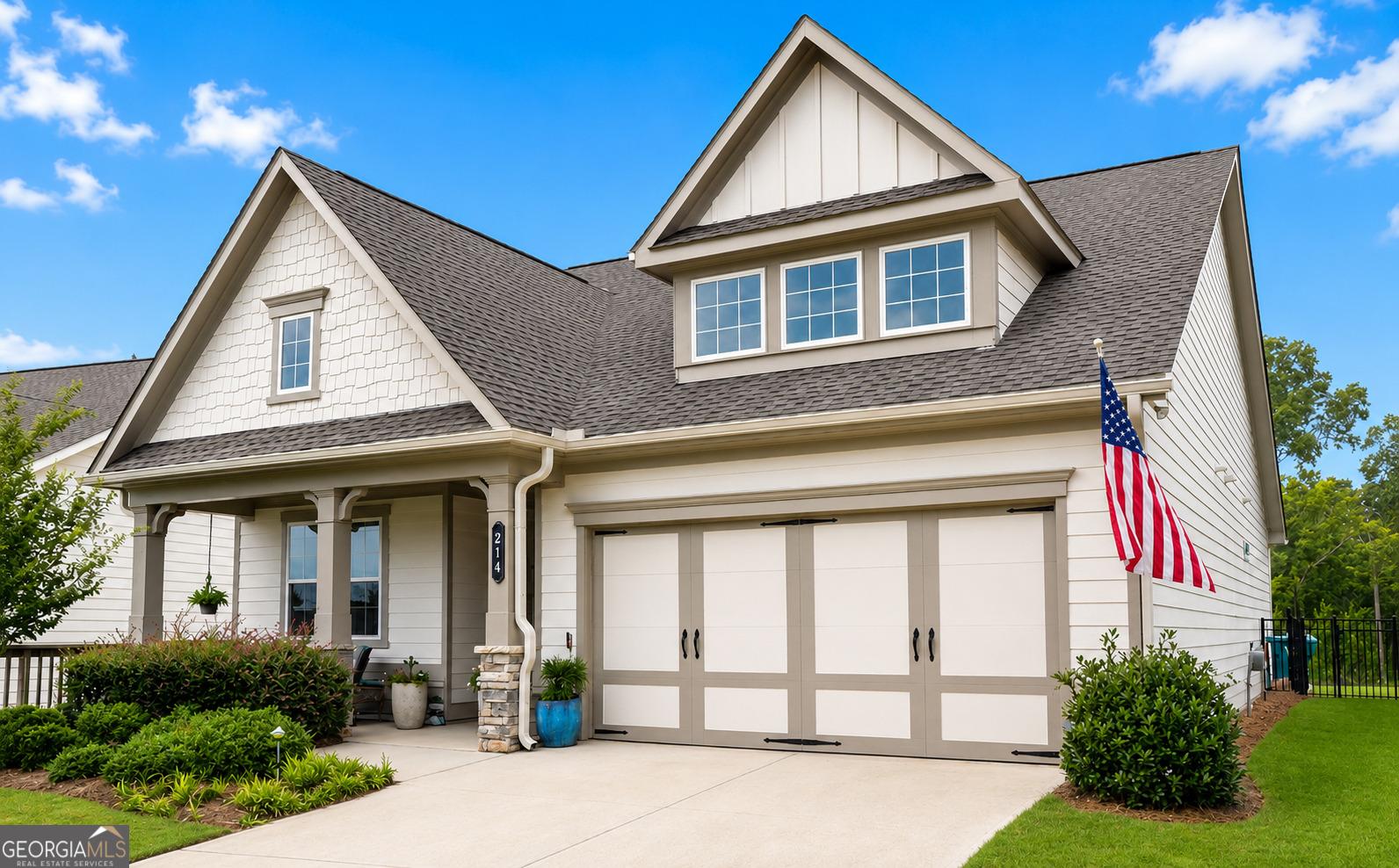 Hickory Bluffs Pkwy, Canton, GA 30114