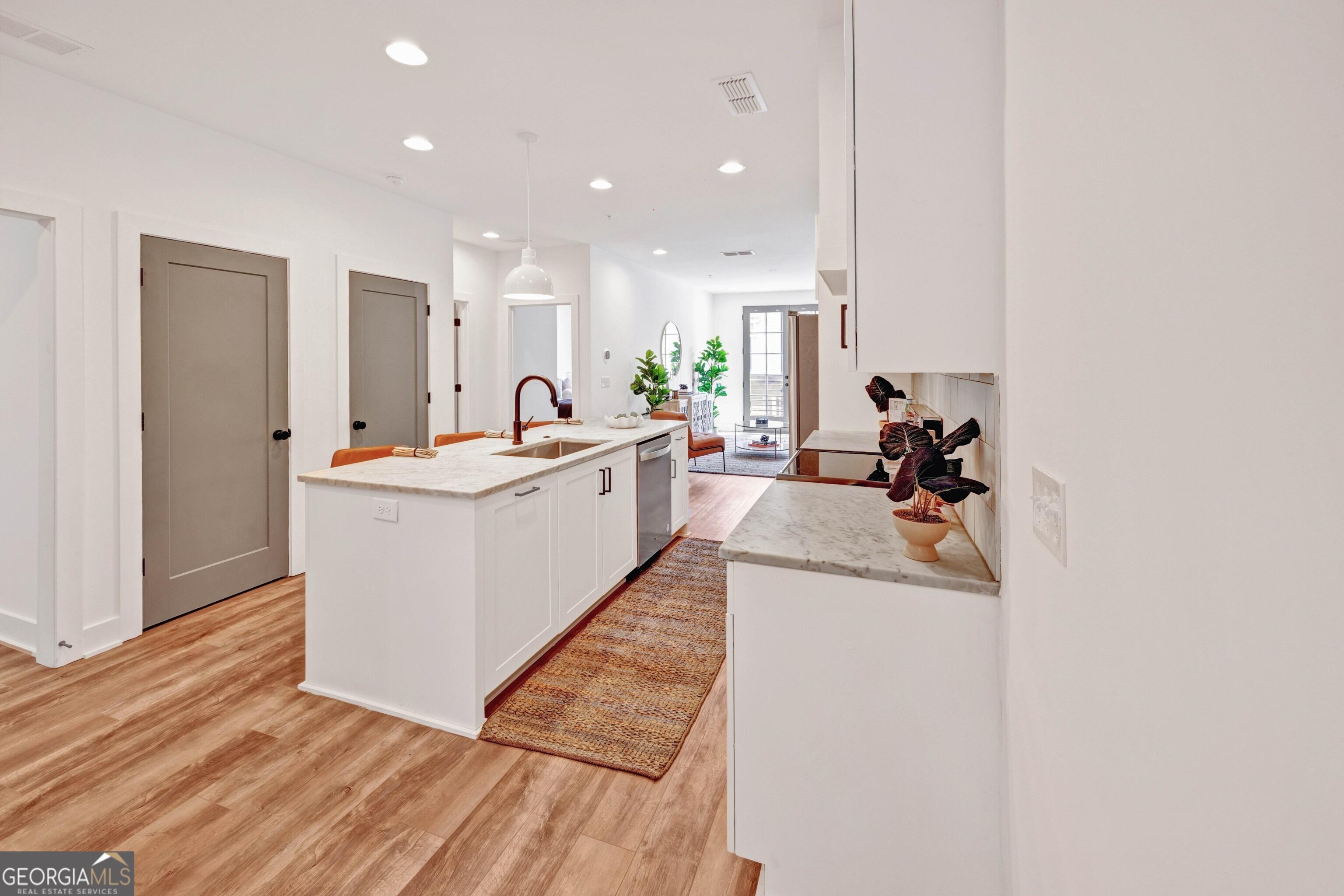 Becker Pl Nw, Atlanta, GA 30307