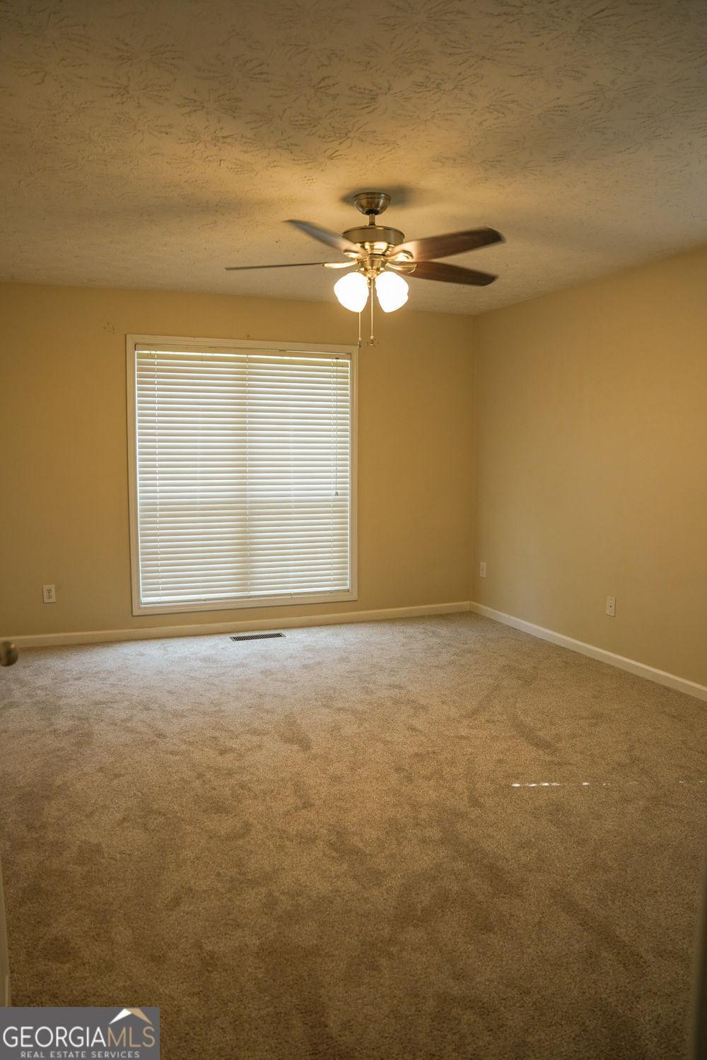N Glen Dr, Cumming, GA 30028