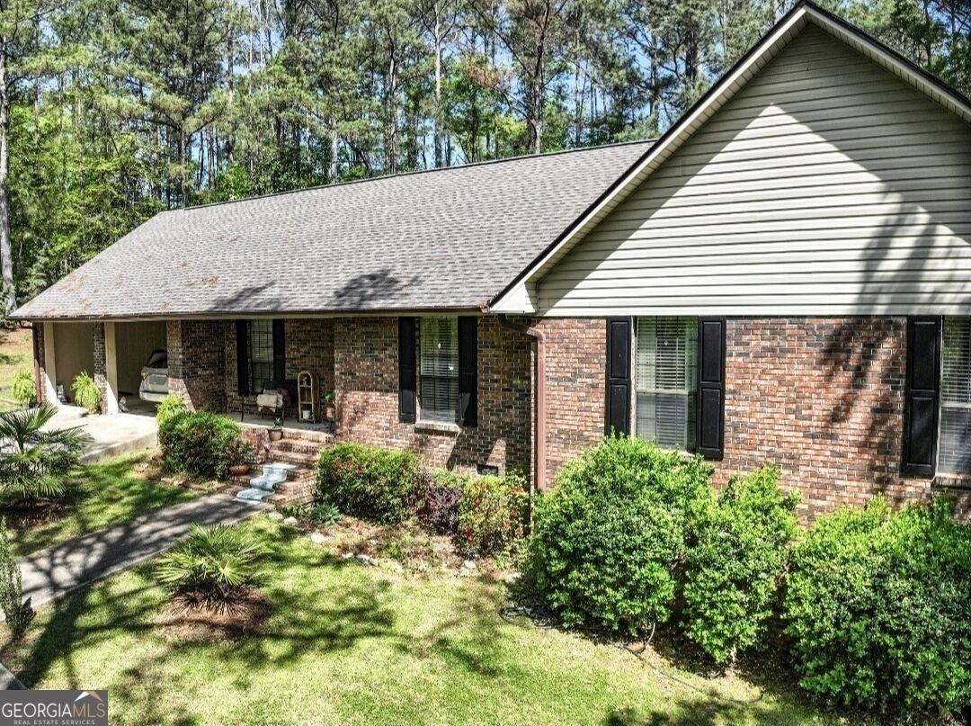 15th Ave, Valley, AL 36854