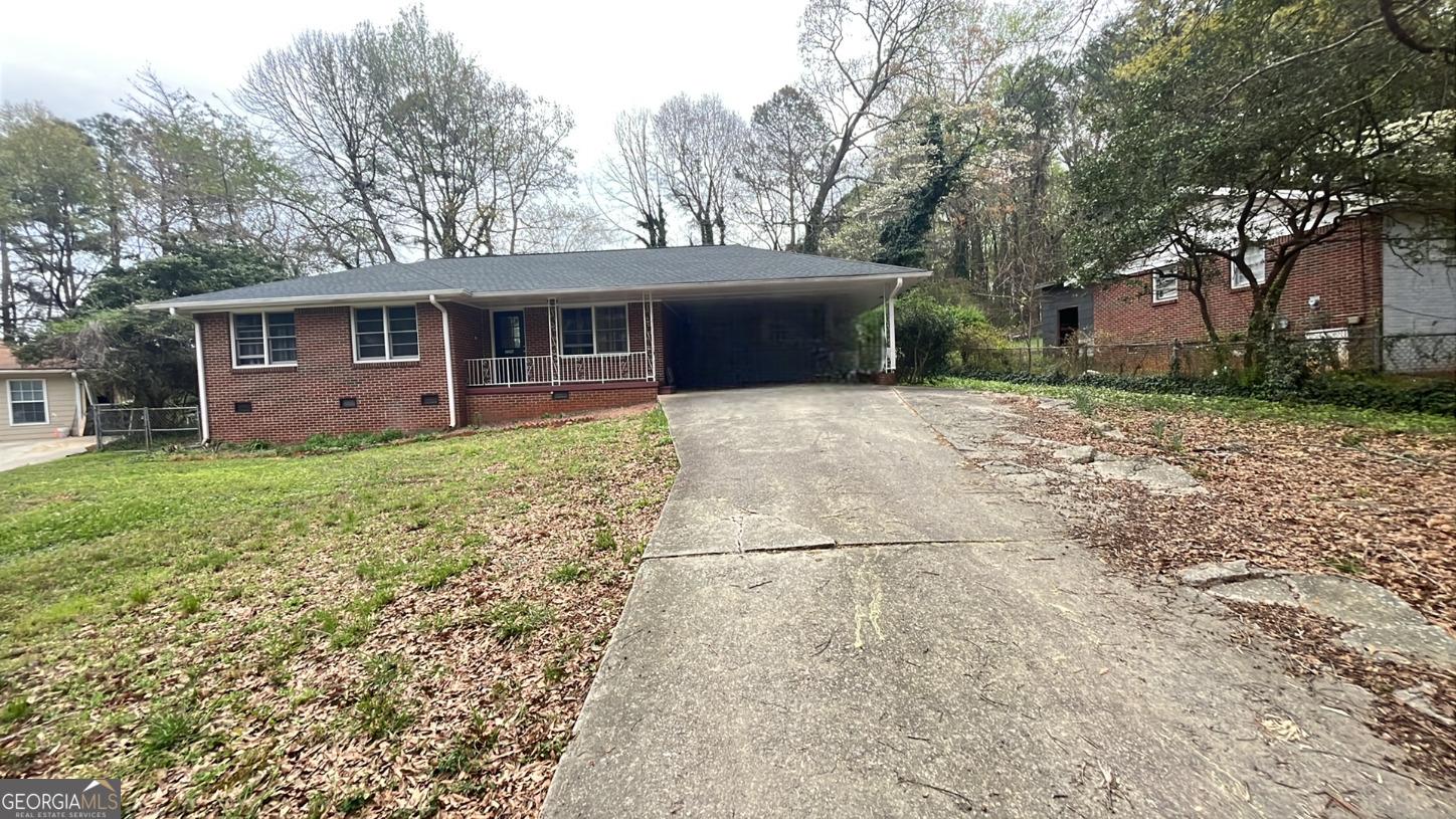 Crystal Ln, Atlanta, GA 30349