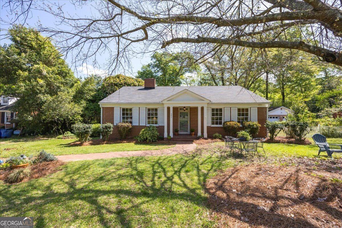 Pinecrest Rd, Macon, GA 31204