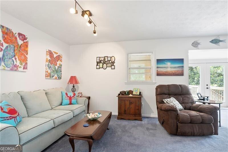 Lakeview Dr, Buford, GA 30518