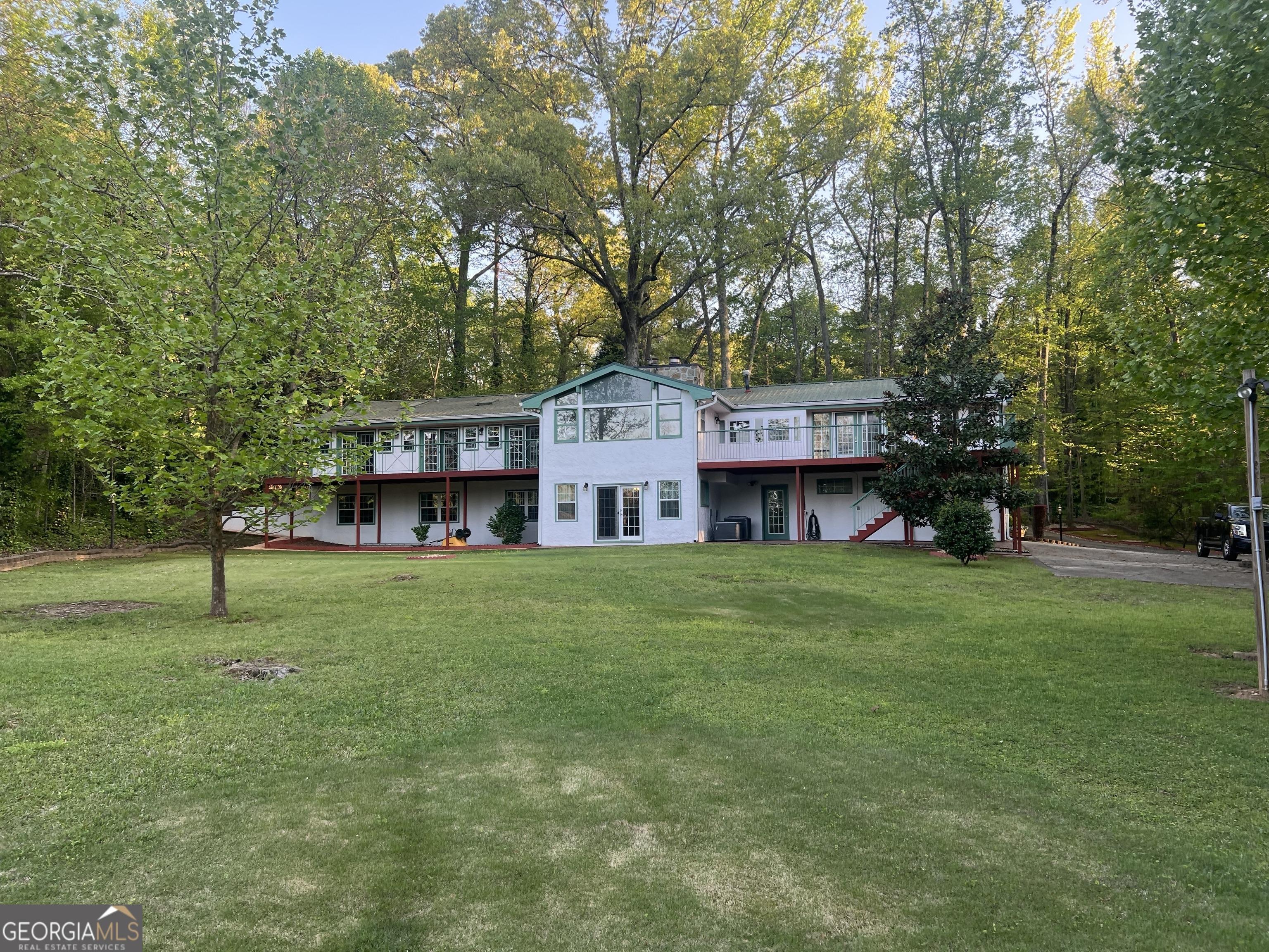 Emerald Dr, Jonesboro, GA 30236