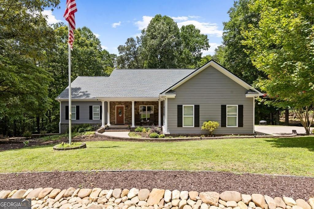 Hemlock Ct, Talking Rock, GA 30175