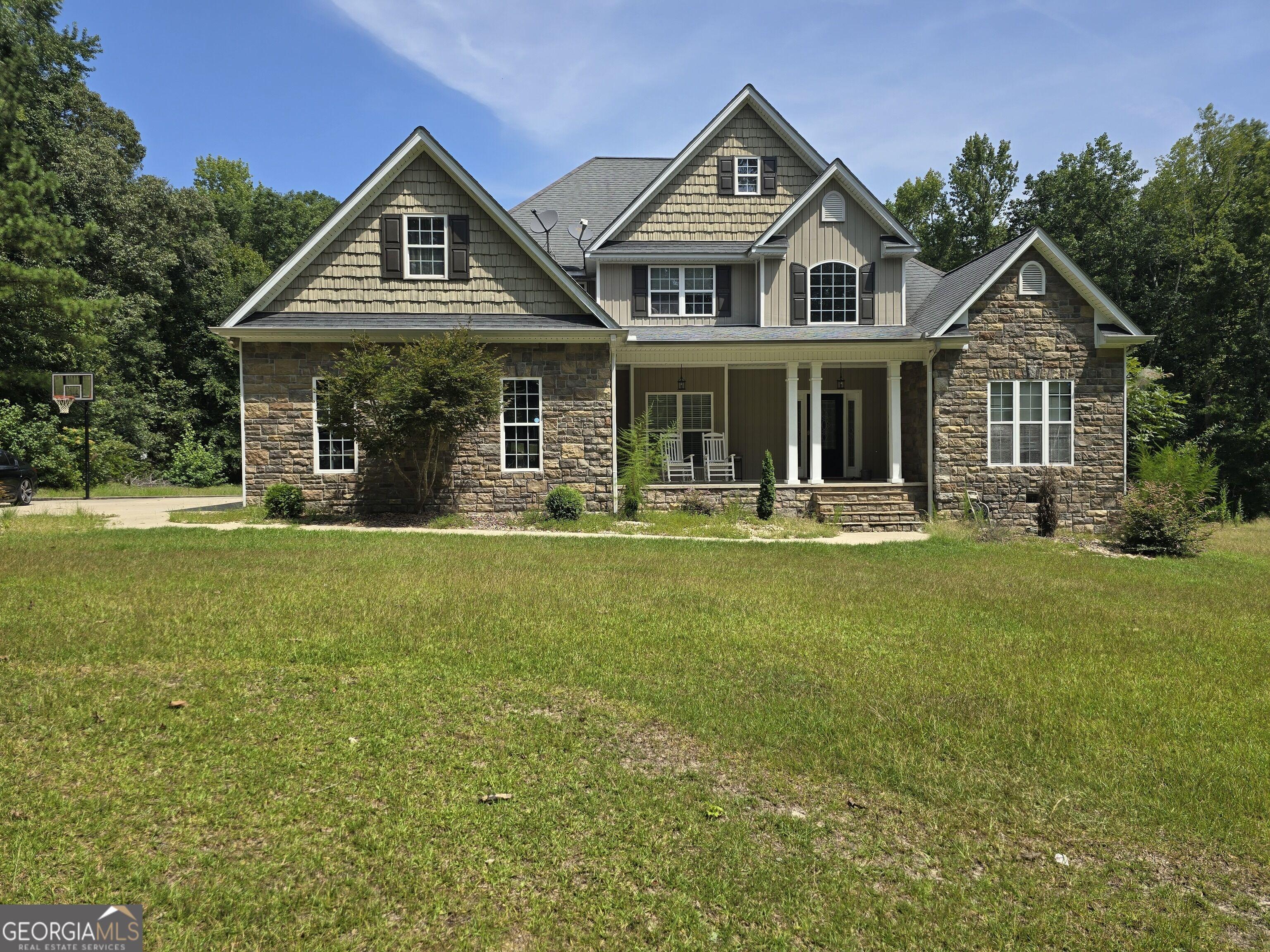 Rain Valley Cir, Meansville, GA 30256