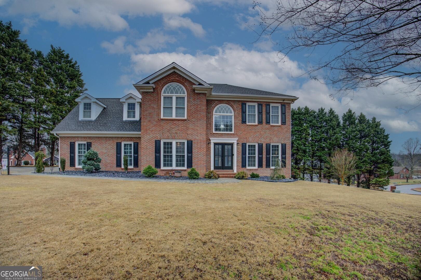 Barrett Place Ln, Lawrenceville, GA 30043