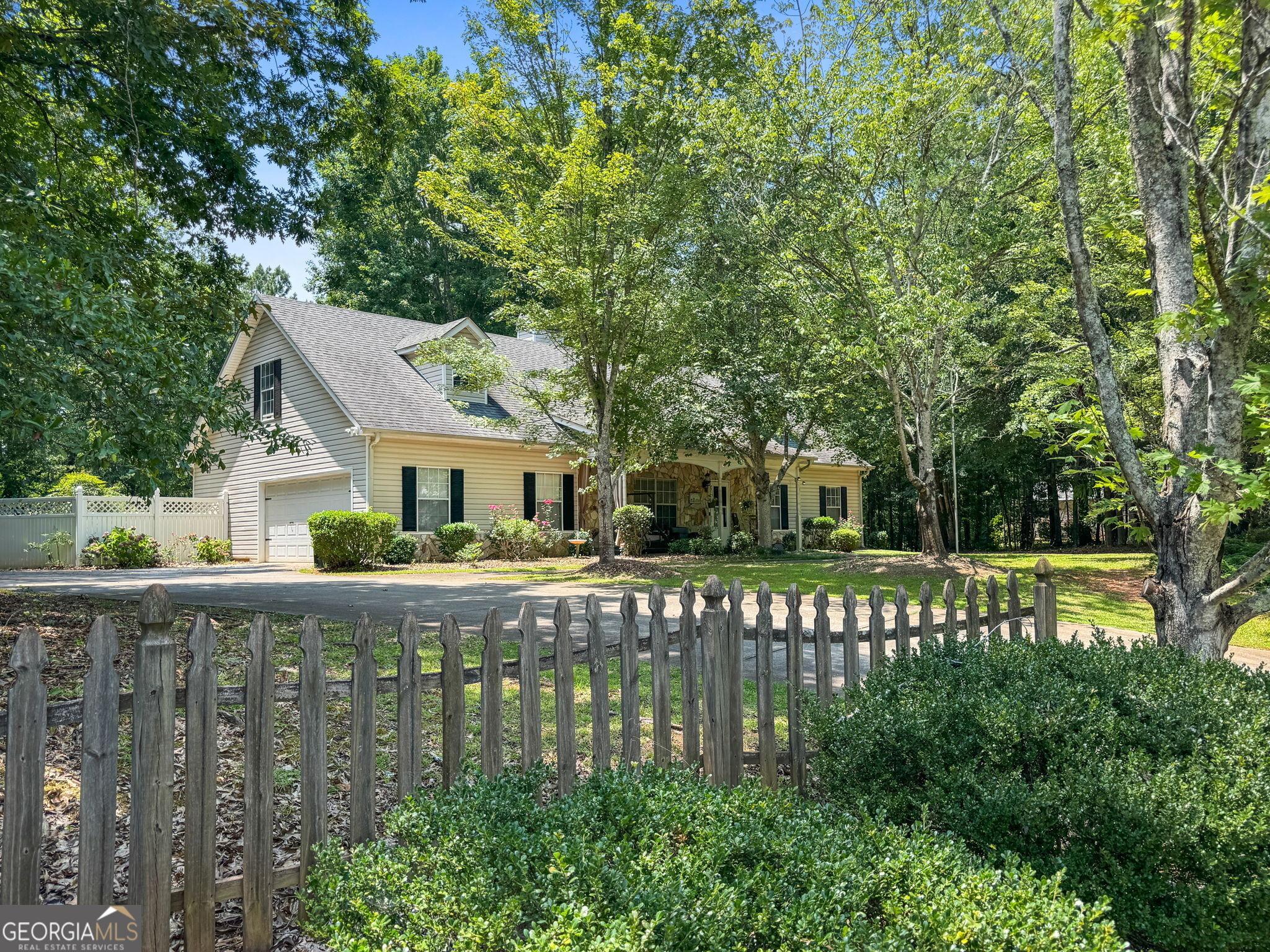 Rainwater Ct, Mcdonough, GA 30252