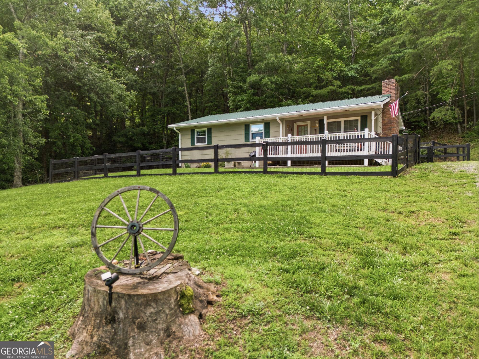 Old Hwy 64 W, Warne, NC 28909