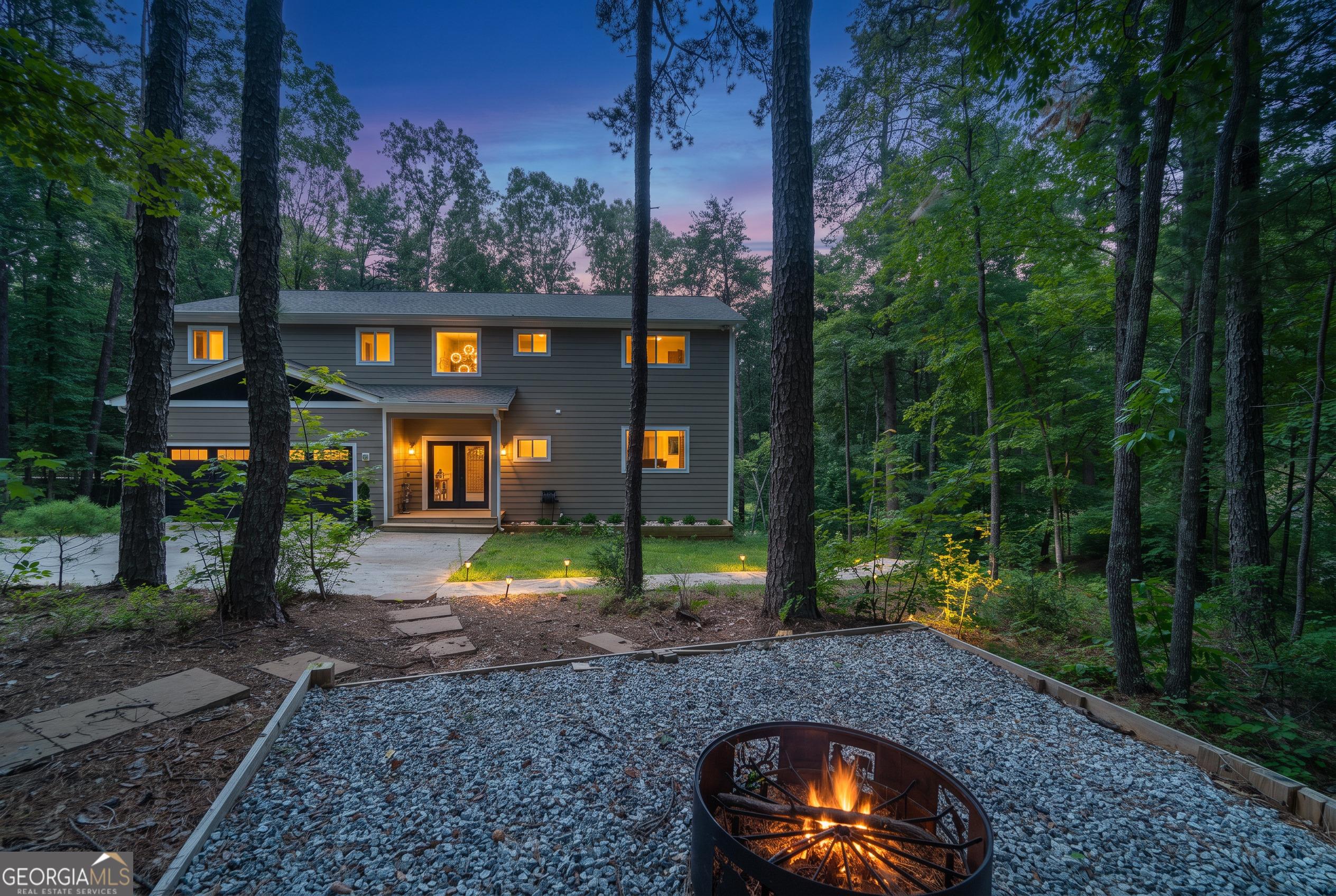 Wilfar Strasse, Helen, GA 30545