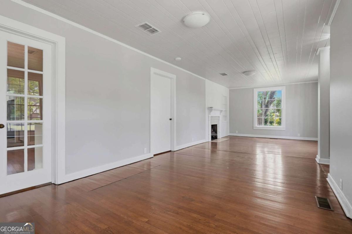 W 4th St, Ocilla, GA 31774