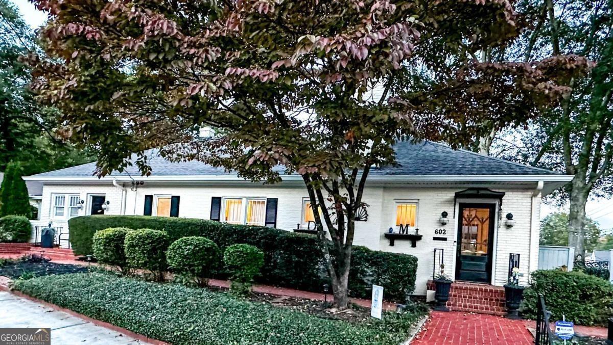 Dyer St, Gainesville, GA 30501