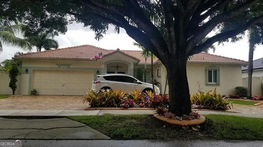 Nw 77th Pl, Miami Lakes, FL 33016