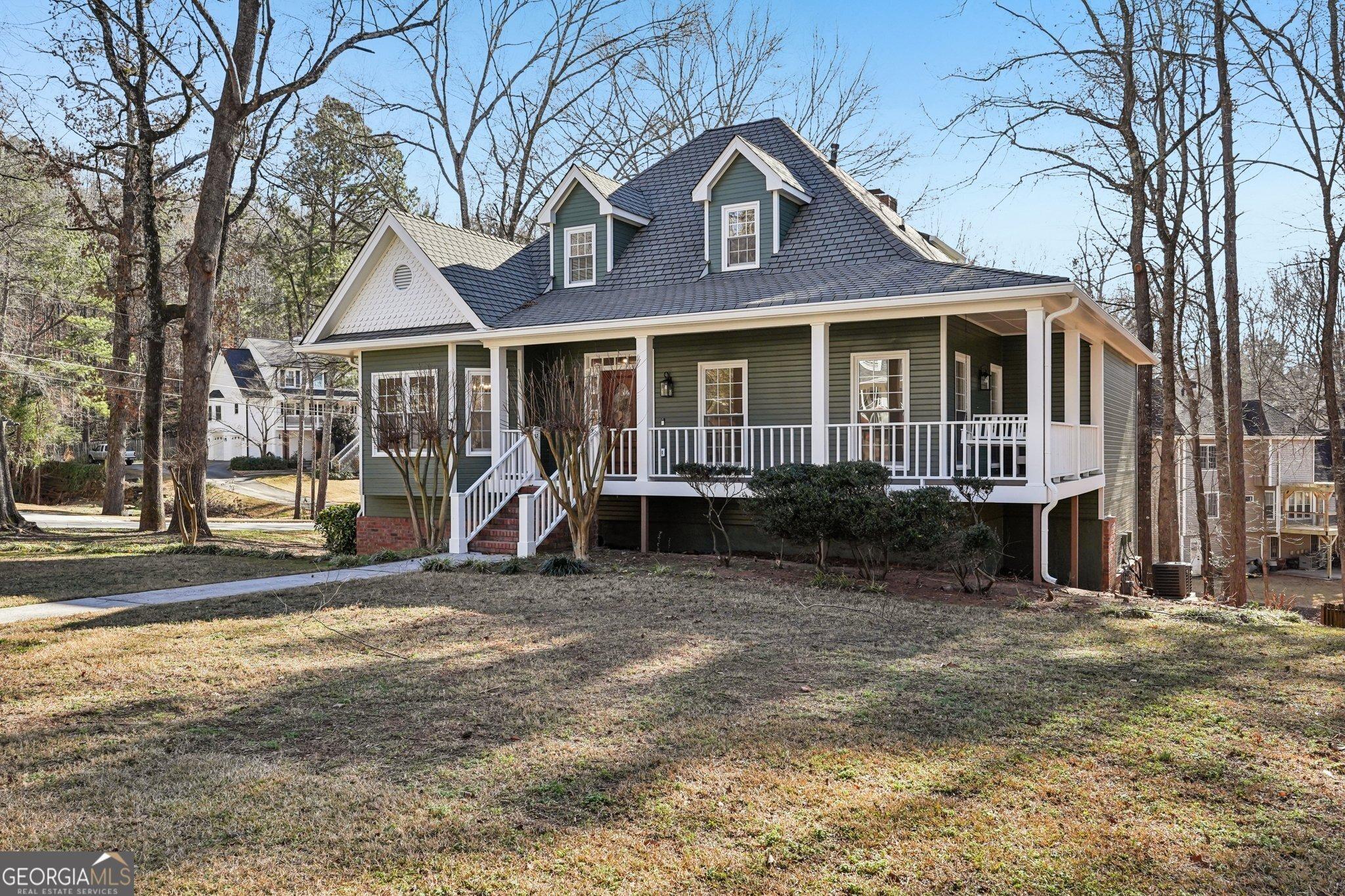 Shumart Dr, Snellville, GA 30039