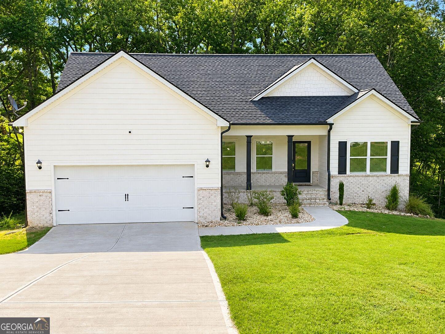 Tara Ct, Mansfield, GA 30055