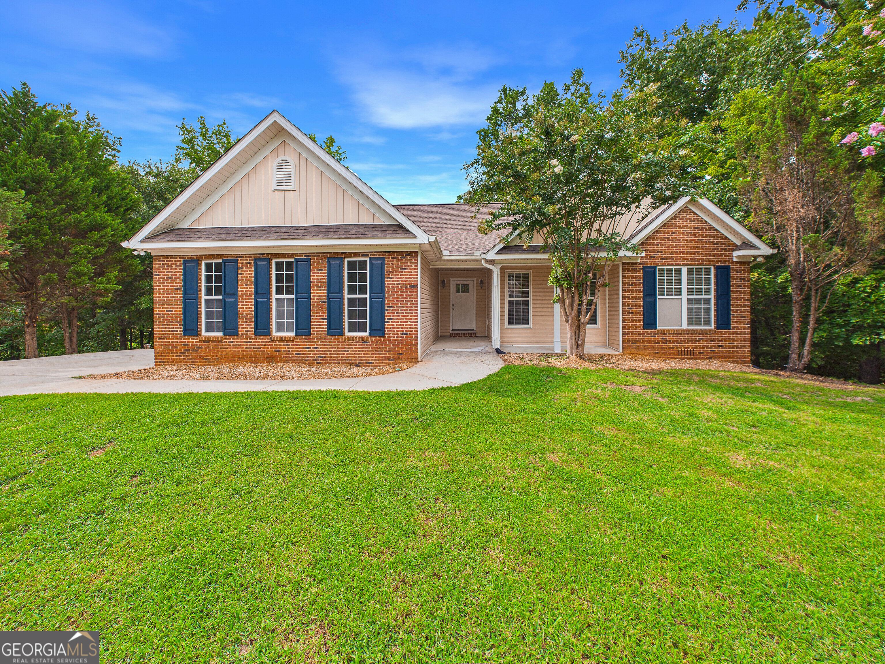 Wimbledon Ct, Macon, GA 31211