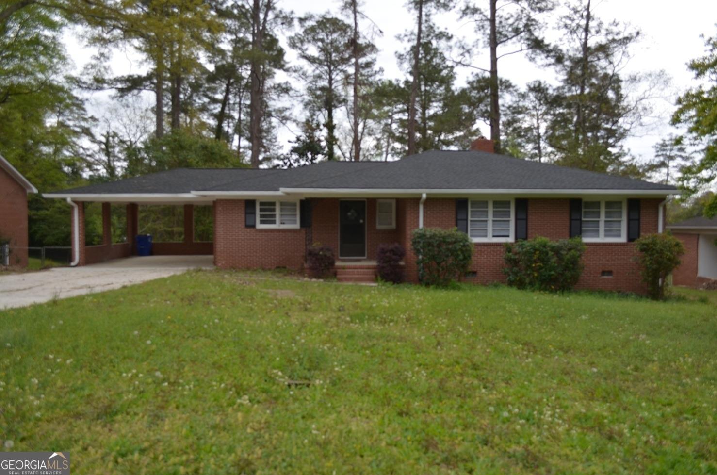 Edward Pl, Macon, GA 31204