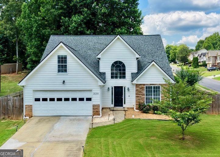 Shadetree Ln, Lawrenceville, GA 30044