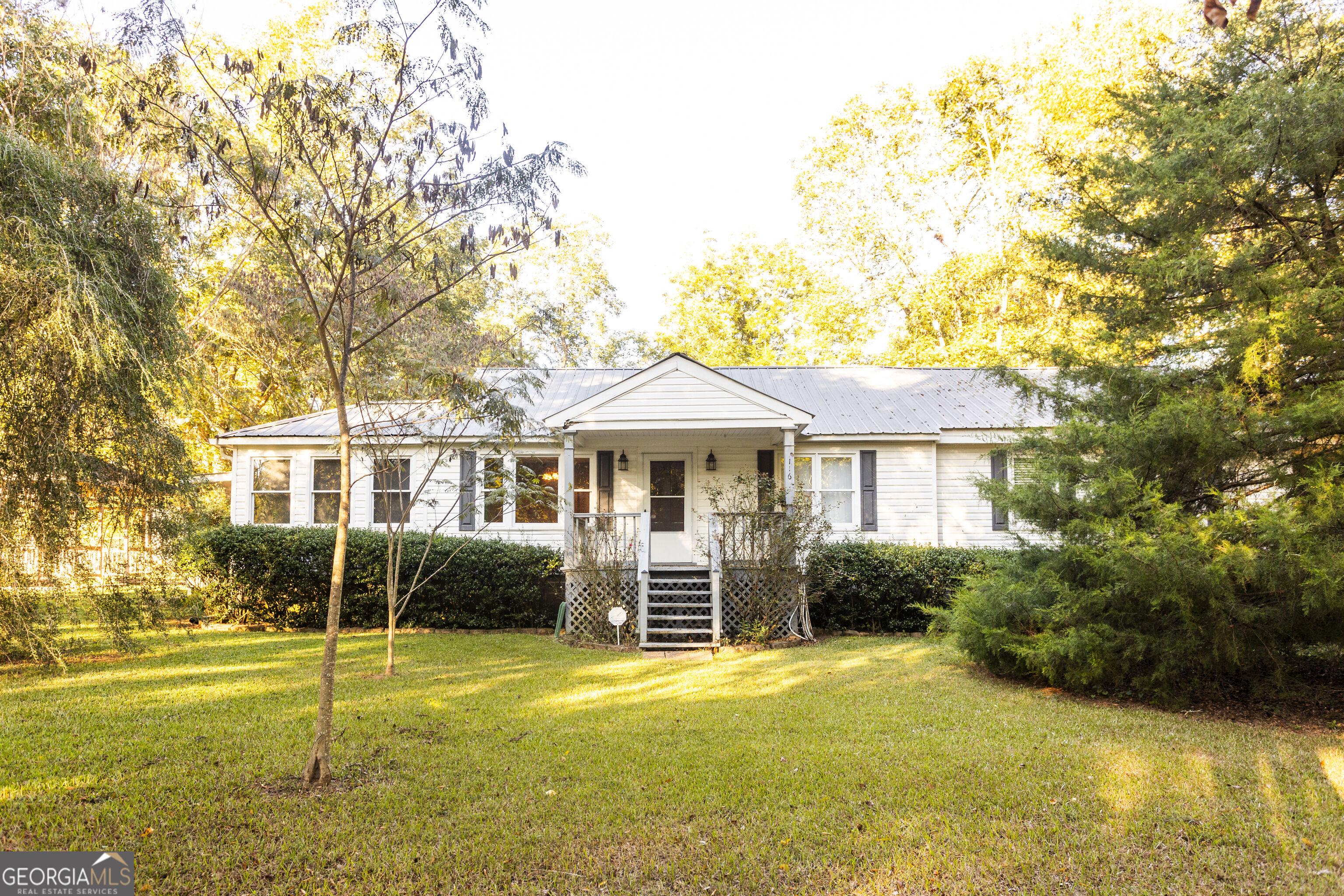 W Fulton St, Newborn, GA 30056