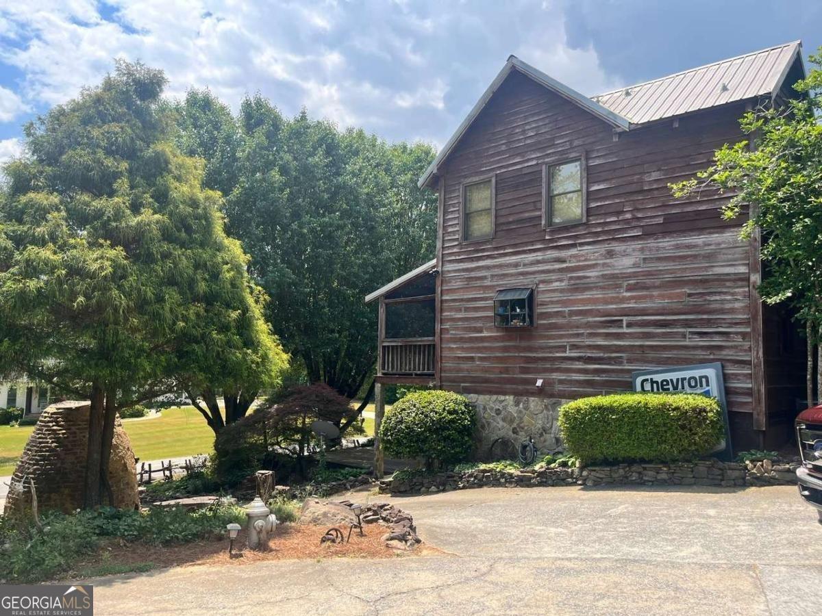 Island Mill Rd Se, Acworth, GA 30102