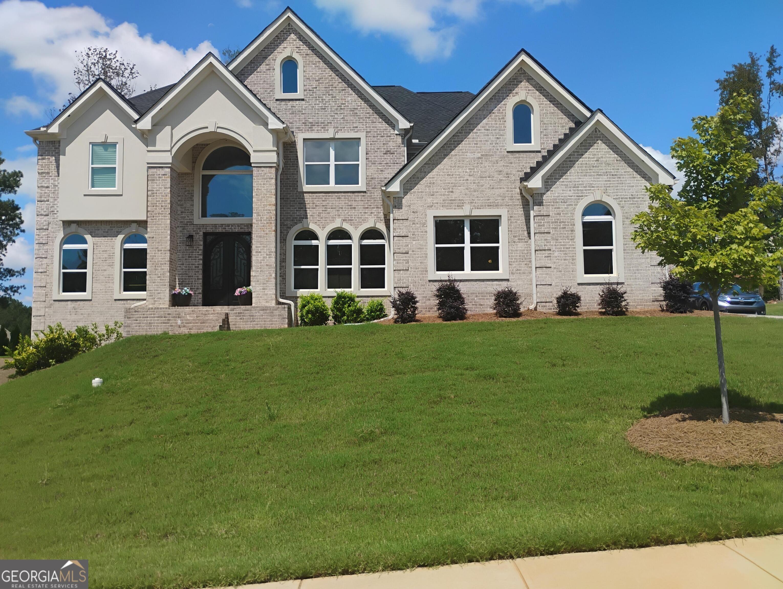 Mossey Dr, Lithonia, GA 30038