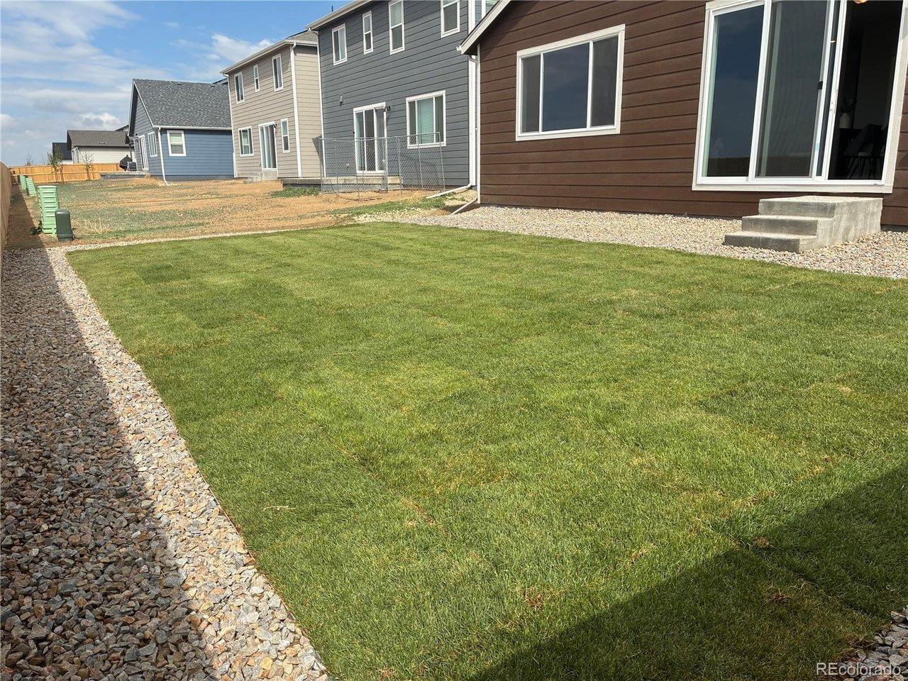 E 27th Ave, Strasburg, CO 80136