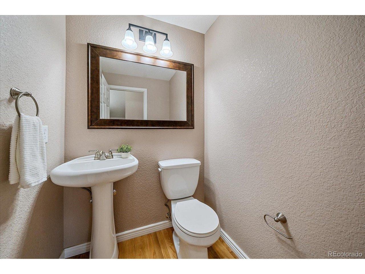 Silver Mesa Dr, Highlands Ranch, CO 80130