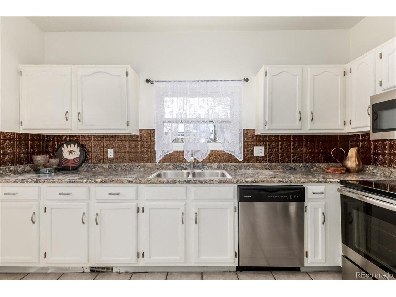 E 17th Ave, Denver, CO 80218