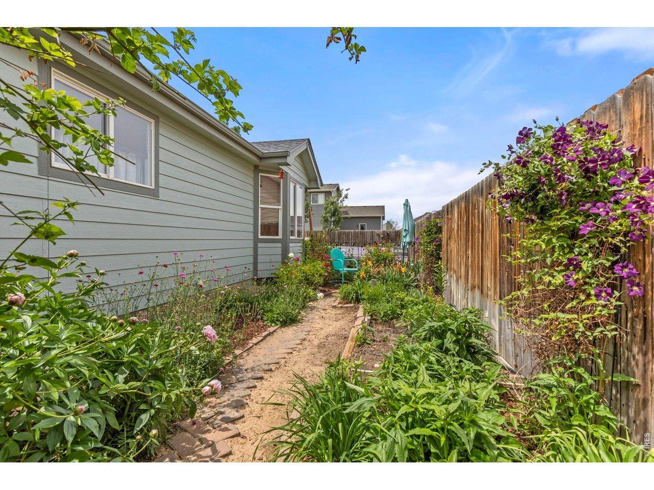 S Harvester Dr, Milliken, CO 80543