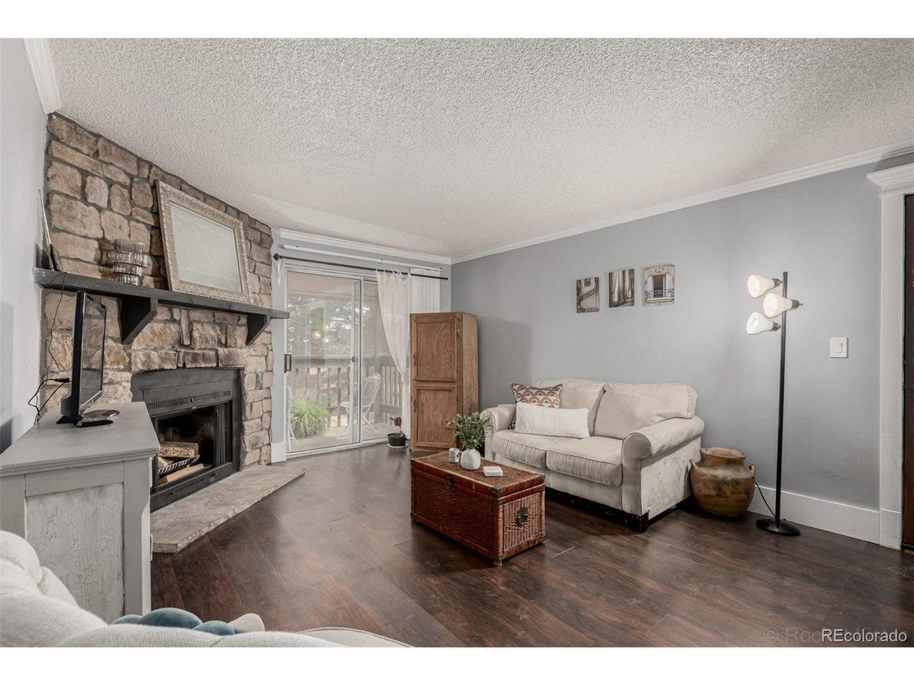 S Pitkin Cir, Aurora, CO 80017