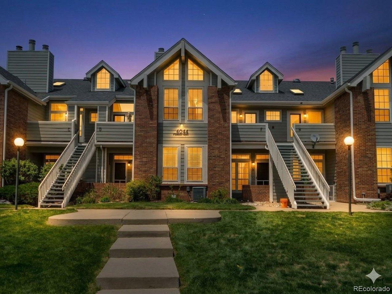 S Carson St, Aurora, CO 80014