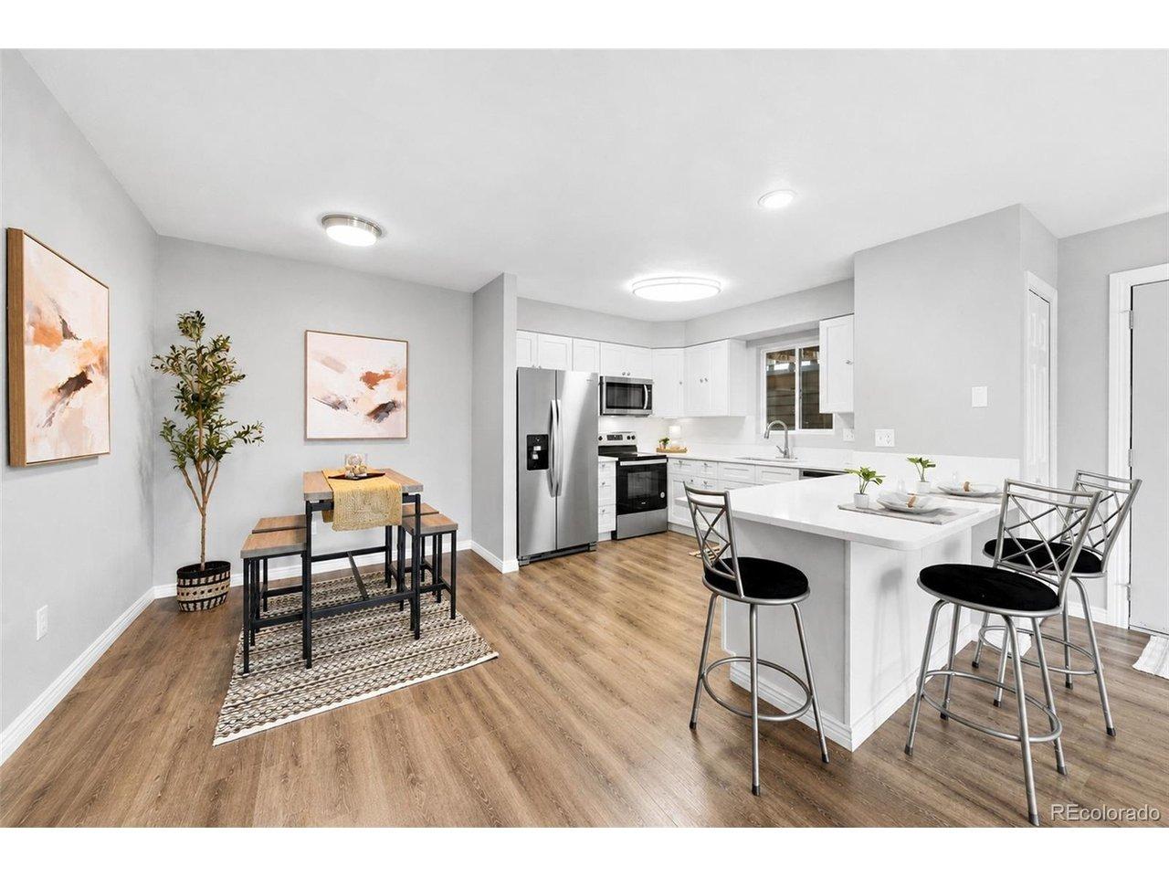 W Cross Dr, Littleton, CO 80127