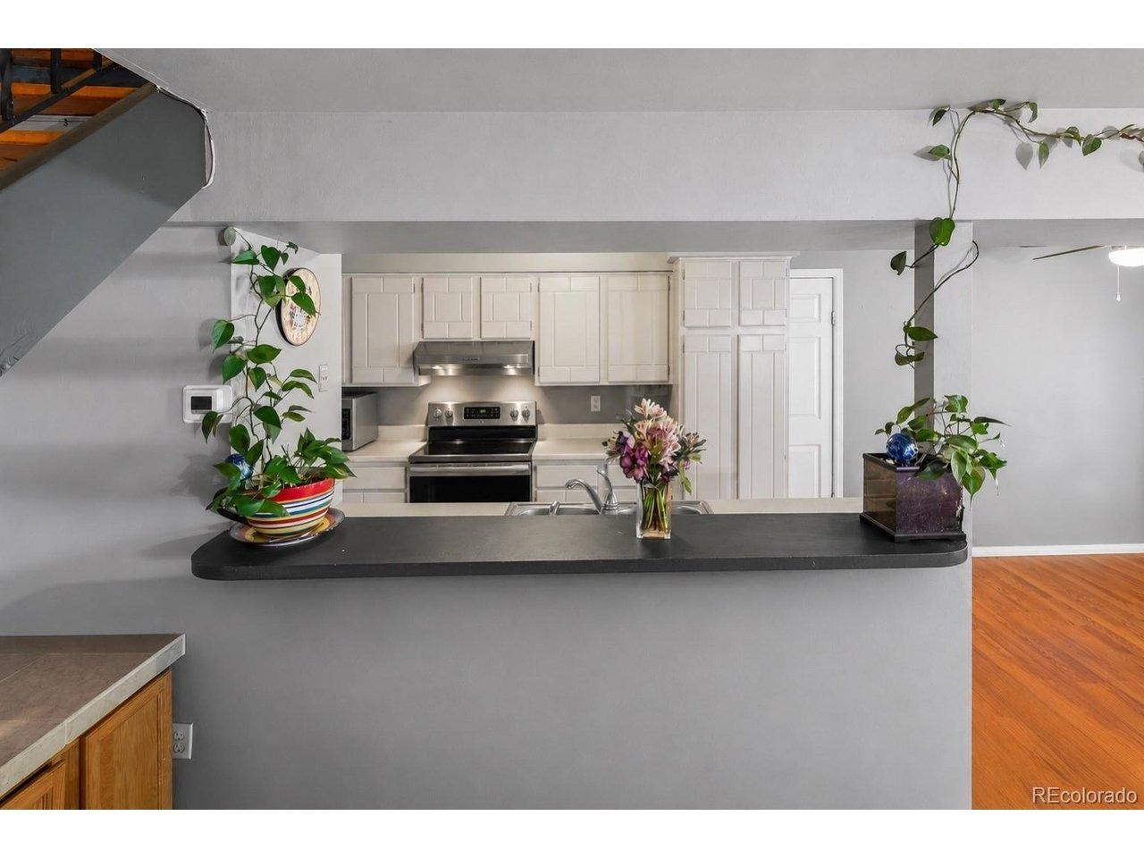 S Eagle Cir, Aurora, CO 80012