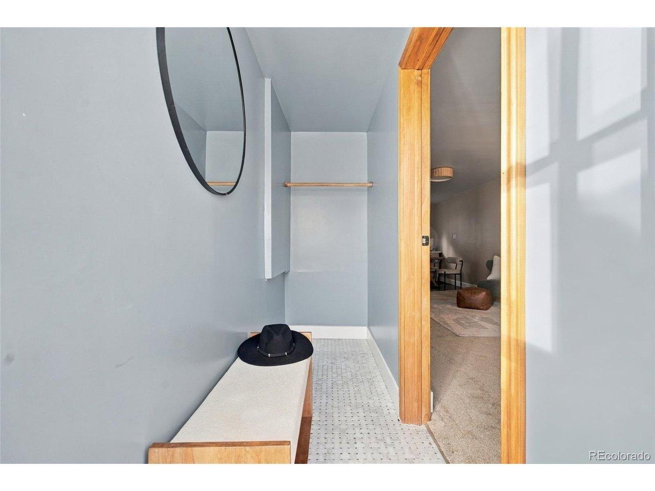 W 6th Ave, Denver, CO 80204