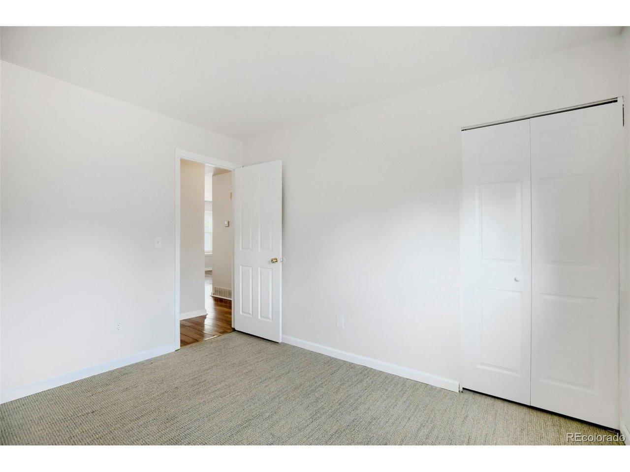 E Buchanan Dr, Aurora, CO 80011