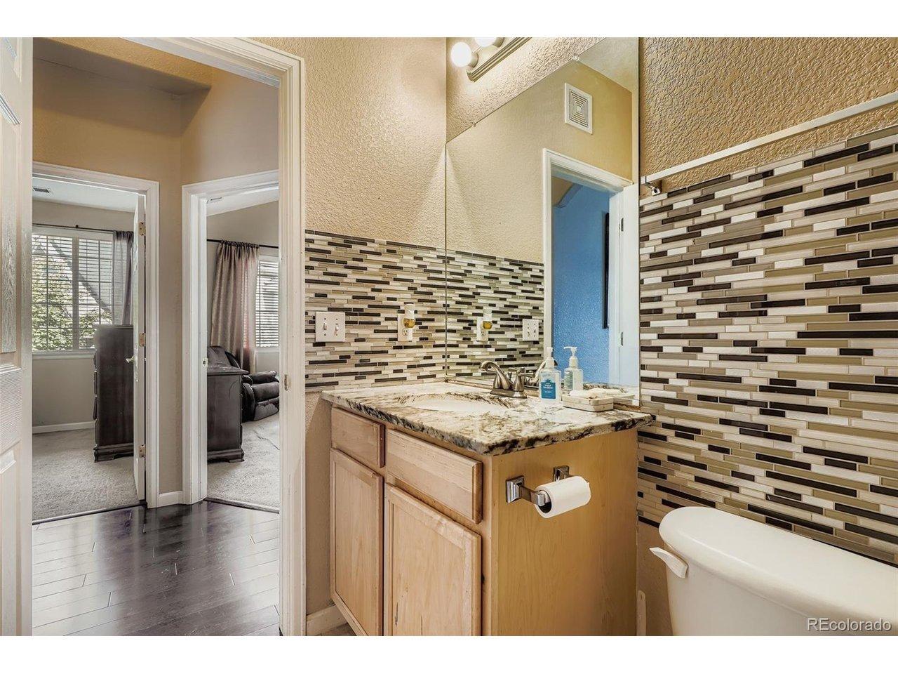 E Ontario Dr, Aurora, CO 80016