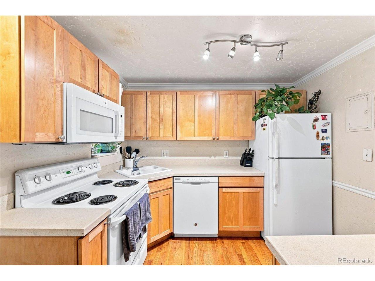 Vine St, Denver, CO 80206