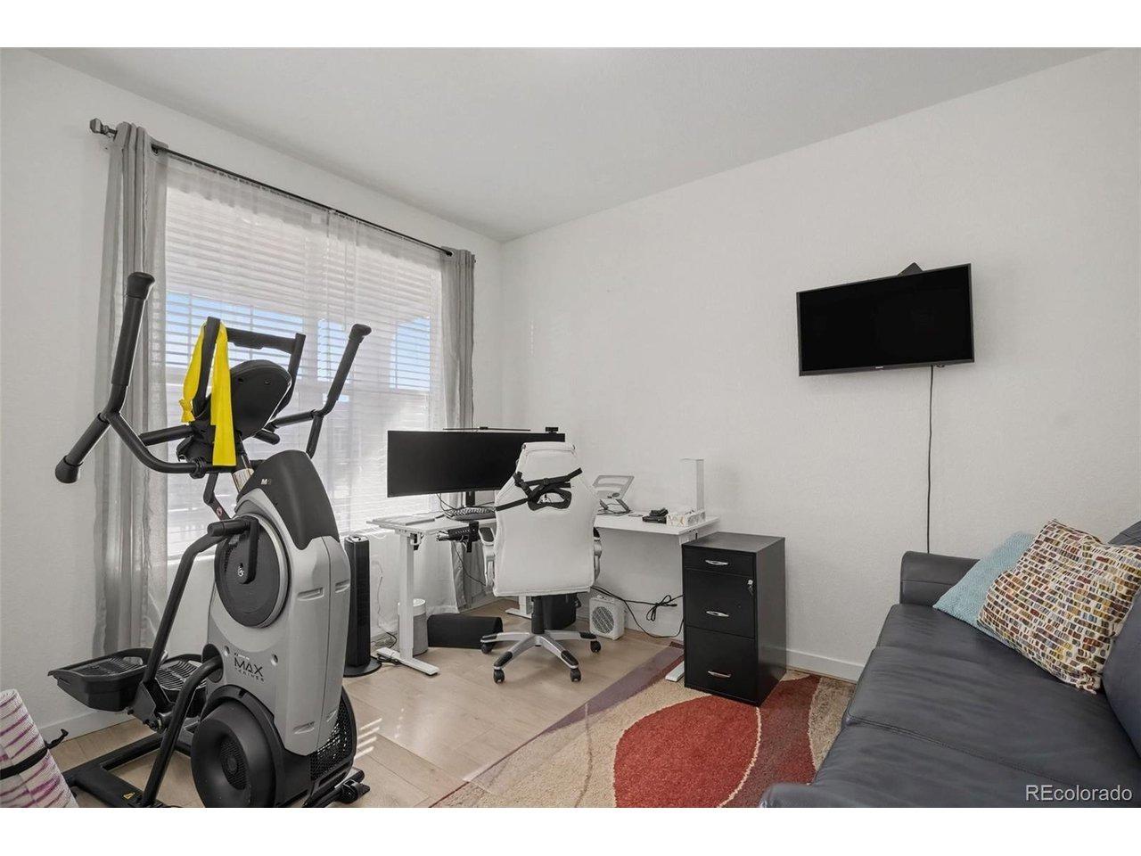 N Quemoy St, Aurora, CO 80019