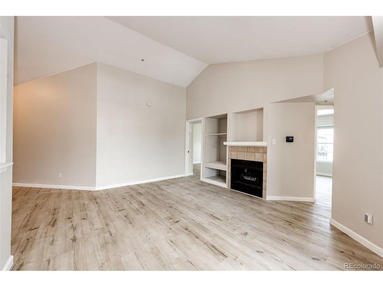 W Cross Dr, Littleton, CO 80127