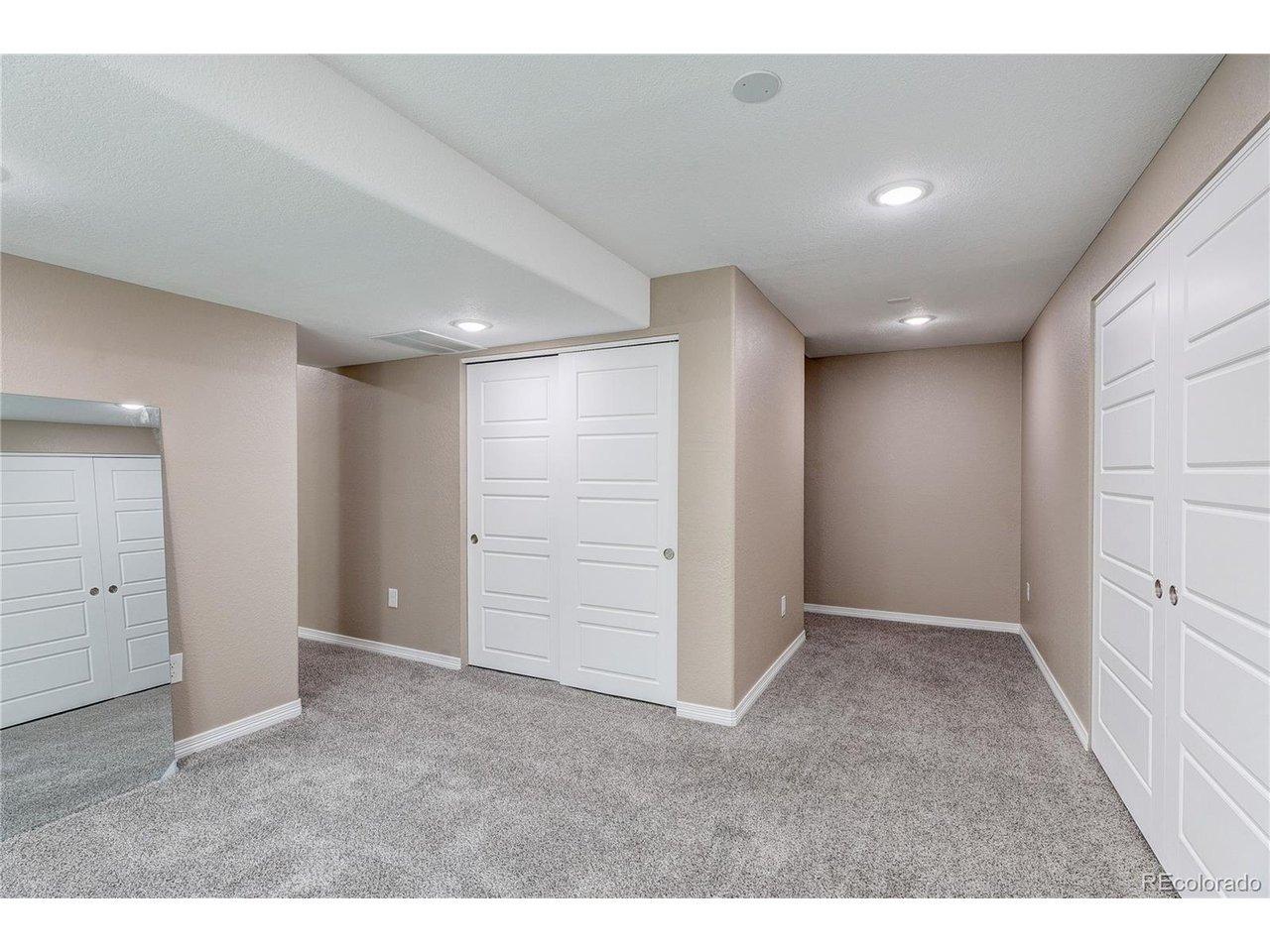E 1st Ave, Aurora, CO 80018