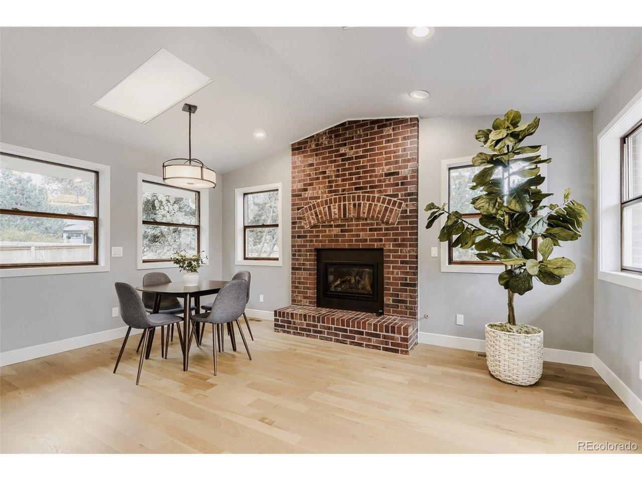 E Saratoga Pl, Aurora, CO 80015