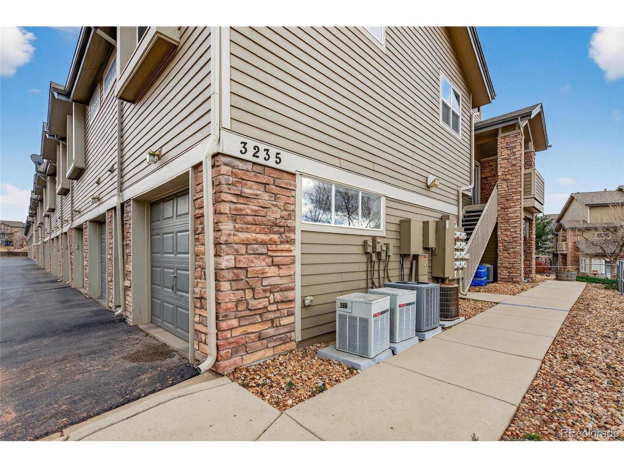 S Walden Ct, Aurora, CO 80013