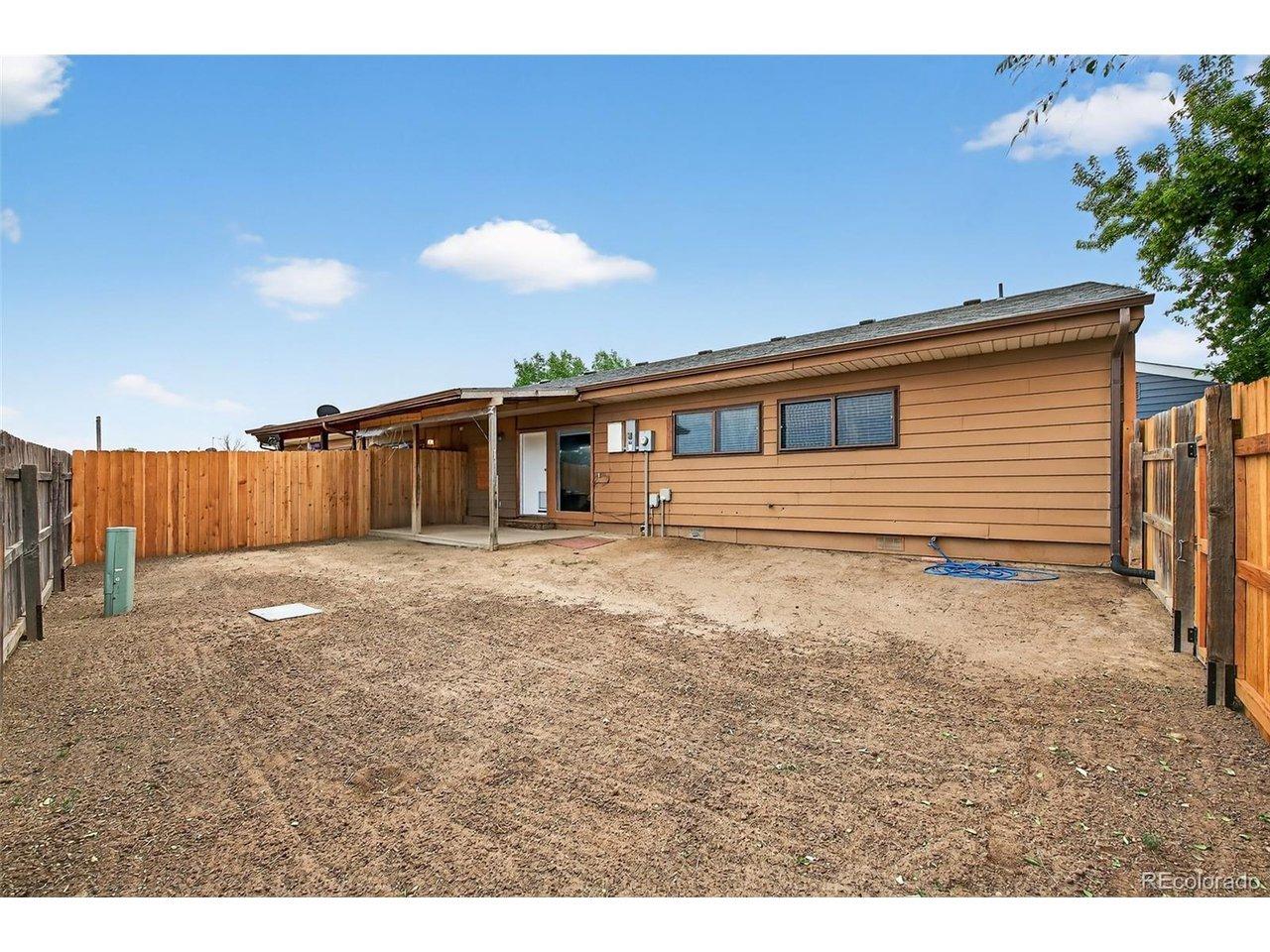 Hickory St, Hudson, CO 80642