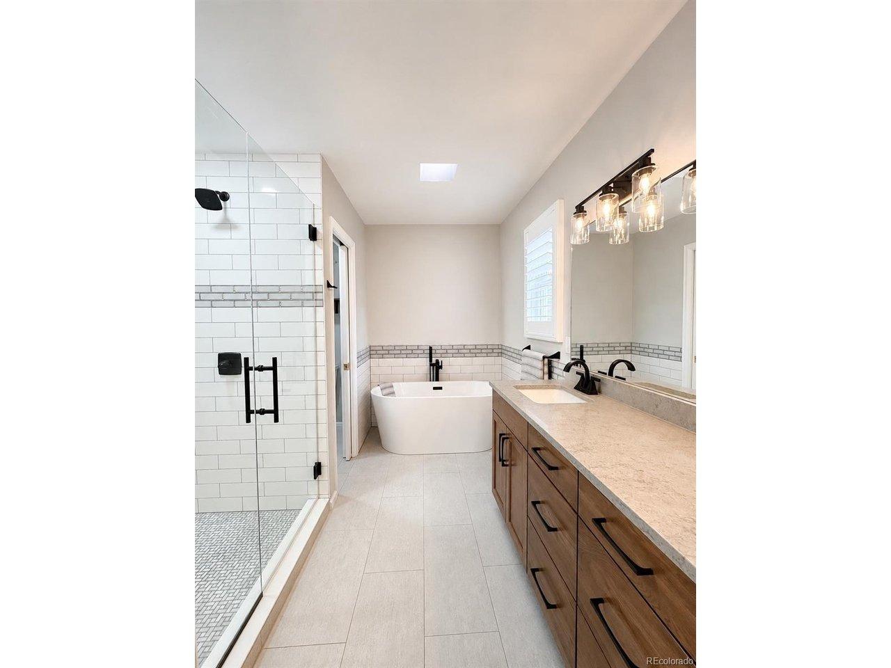 E Phillips Ave, Centennial, CO 80122