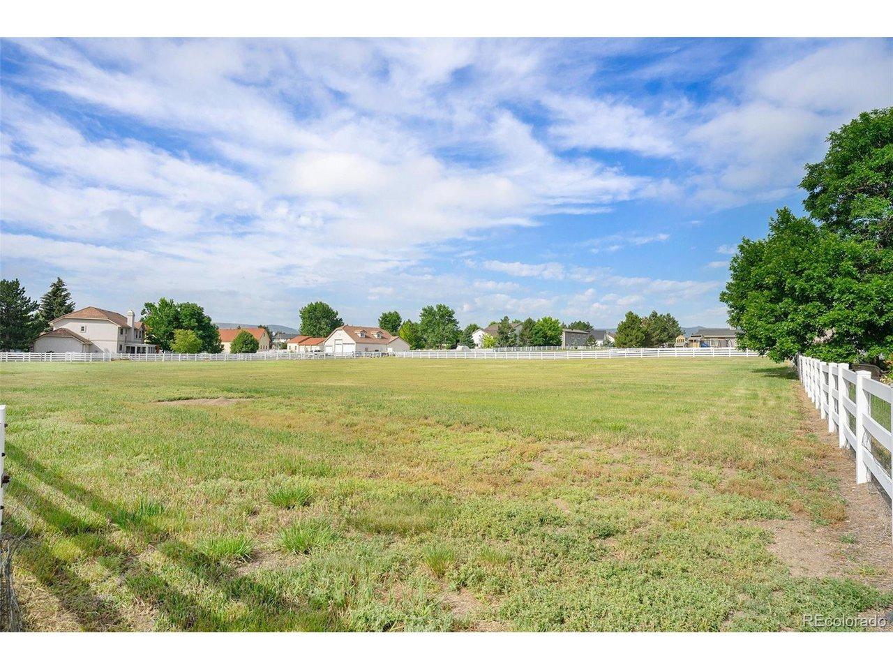 Mcintyre Ct, Arvada, CO 80007