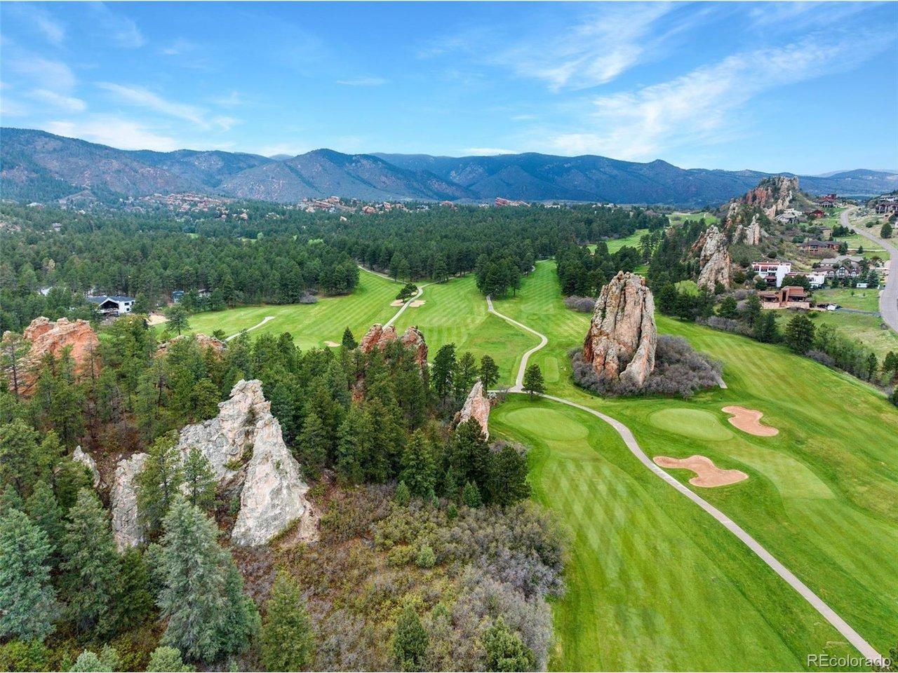 Red Rock Ct, Larkspur, CO 80118